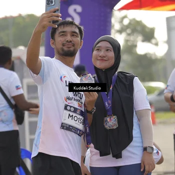 Runner Photo 7682400