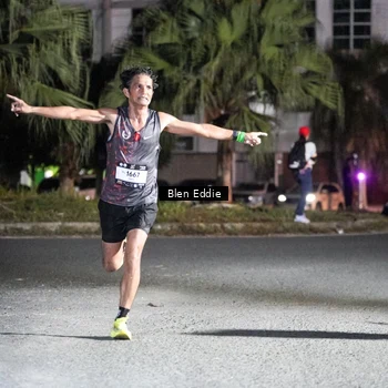 Runner Photo 7682410