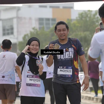 Runner Photo 7682420