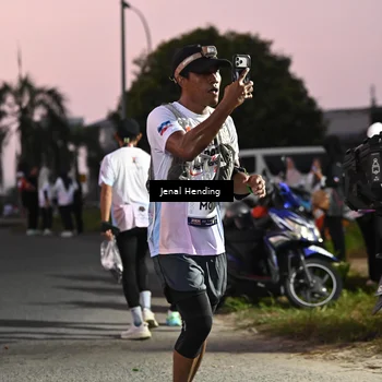 Runner Photo 7682428