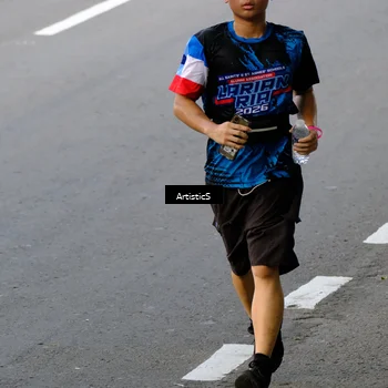 Runner Photo 7682436