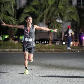 Runner Photo 7682449