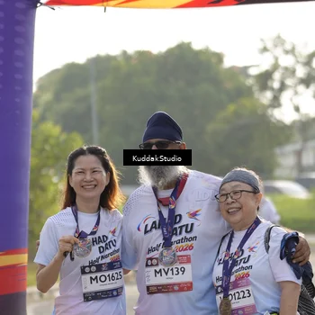 Runner Photo 7682471