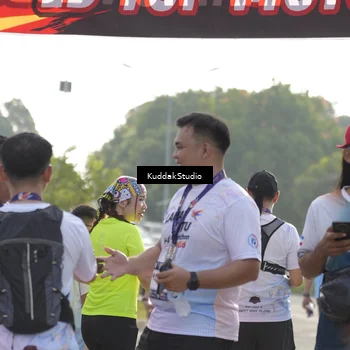 Runner Photo 7682481