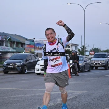 Runner Photo 7682491