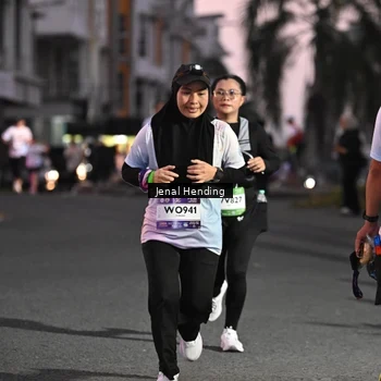 Runner Photo 7682505
