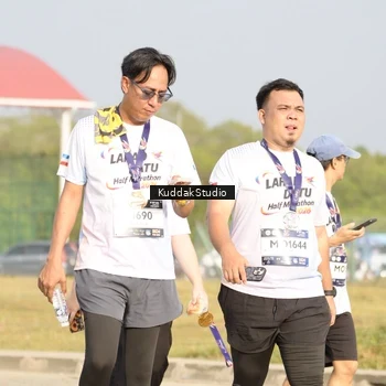 Runner Photo 7682508
