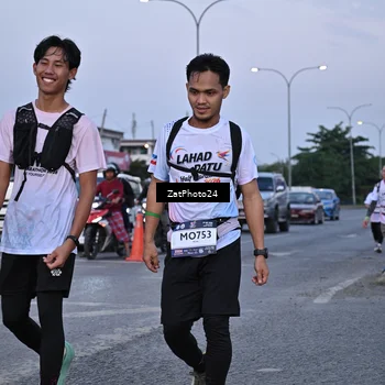 Runner Photo 7682547