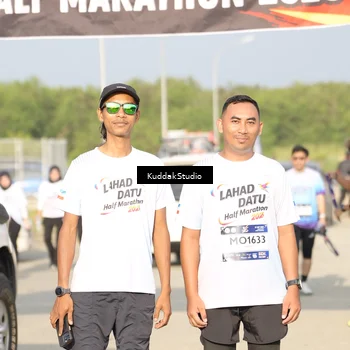 Runner Photo 7682553