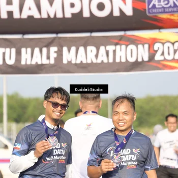 Runner Photo 7682578