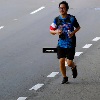 Runner Photo 7682580