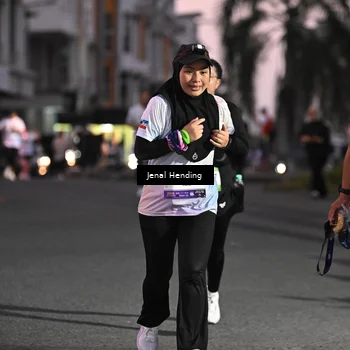 Runner Photo 7682581