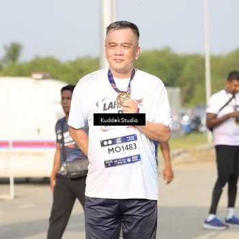 Runner Photo 7682590