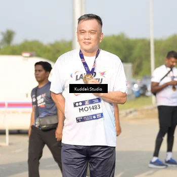 Runner Photo 7682593