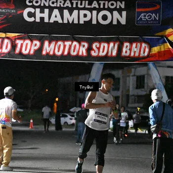 Runner Photo 7682604