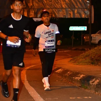 Runner Photo 7682605