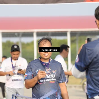 Runner Photo 7682615