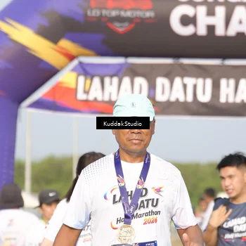 Runner Photo 7682616