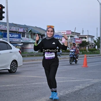 Runner Photo 7682627