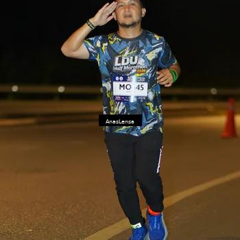 Runner Photo 7682640