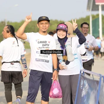 Runner Photo 7682642