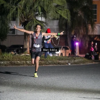 Runner Photo 7682645