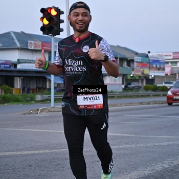 Runner Photo 7682646