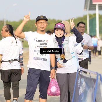 Runner Photo 7682651