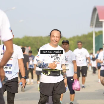 Runner Photo 7682652