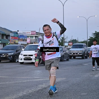 Runner Photo 7682654