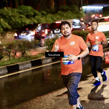 Runner Photo 7682656