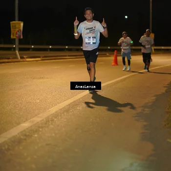 Runner Photo 7682657