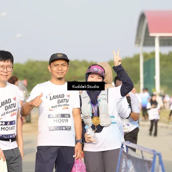 Runner Photo 7682659