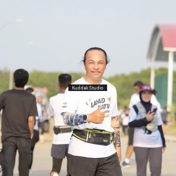 Runner Photo 7682671