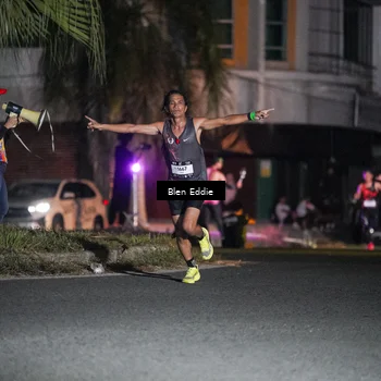 Runner Photo 7682674