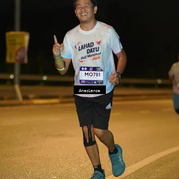 Runner Photo 7682676