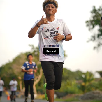 Runner Photo 7682695