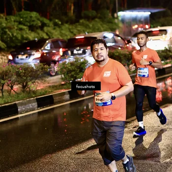 Runner Photo 7682721