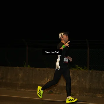Runner Photo 7682726