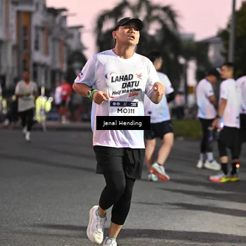 Runner Photo 7682736