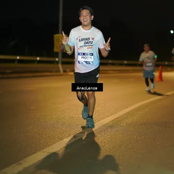 Runner Photo 7682768