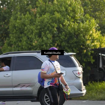 Runner Photo 7682771