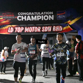 Runner Photo 7682788
