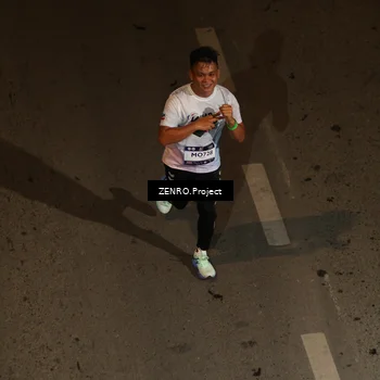 Runner Photo 7682822