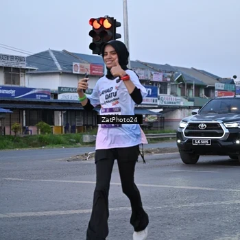 Runner Photo 7682829