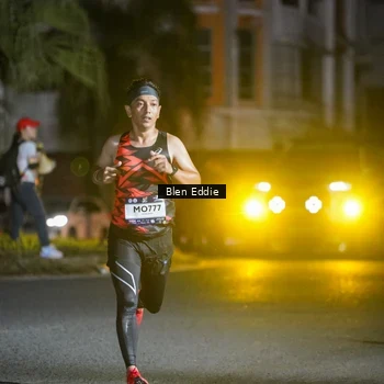 Runner Photo 7682831