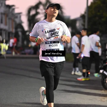 Runner Photo 7682839
