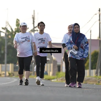 Runner Photo 7682849