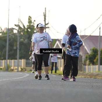 Runner Photo 7682856