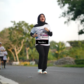 Runner Photo 7682868
